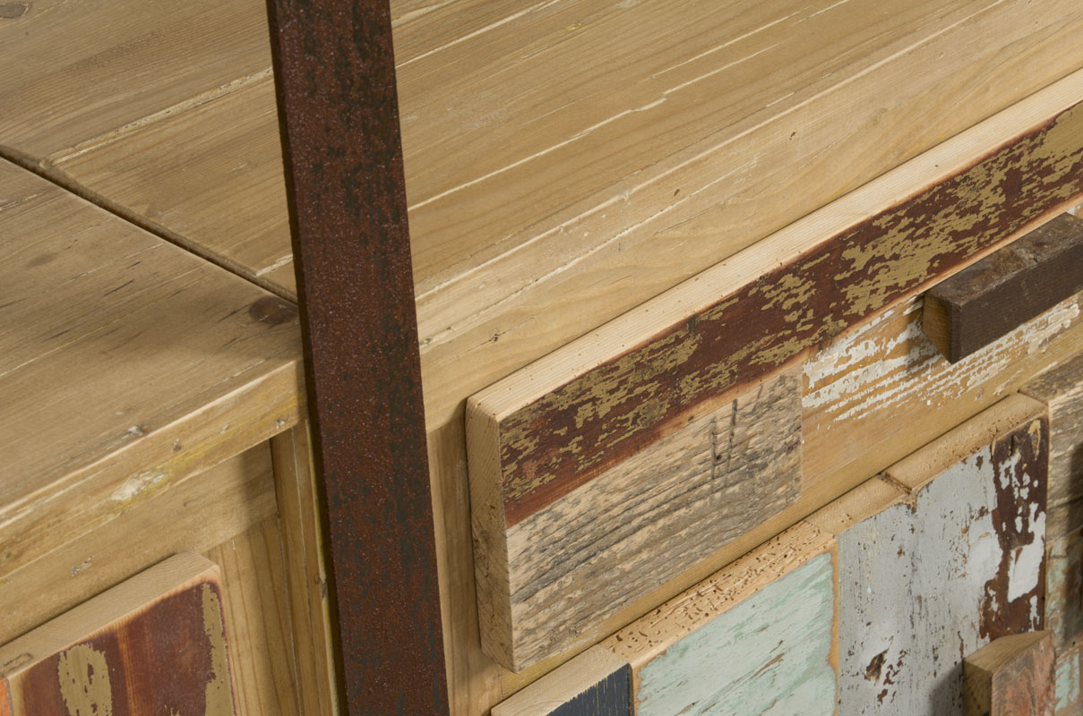 parete attrezzata ferro e legno vintage controprogetto