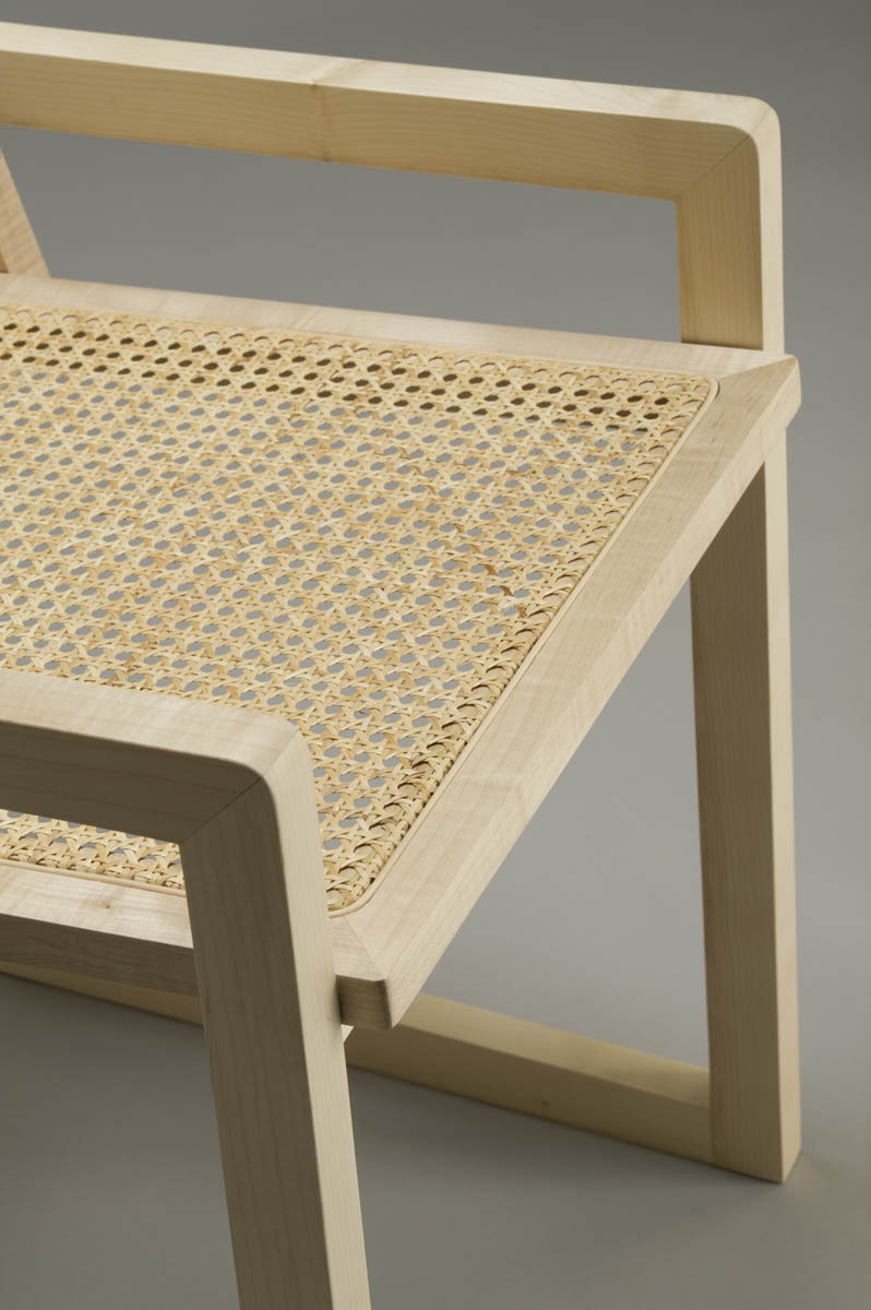 sedia Q in legno massello design