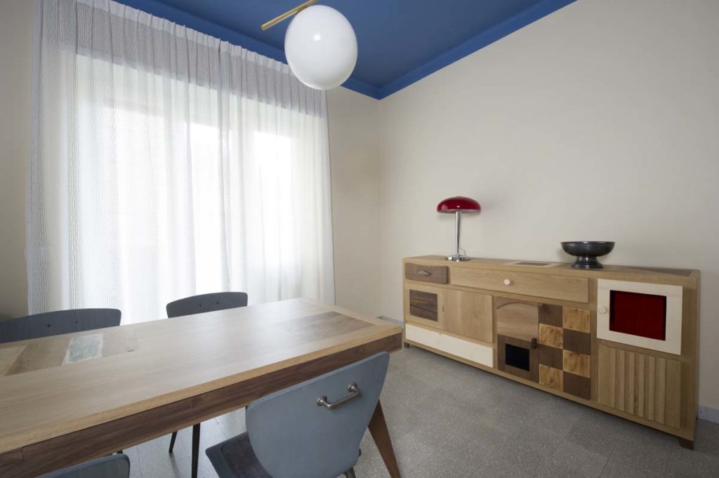 sala da pranzo contemporanea in legno e mobili design artigianali