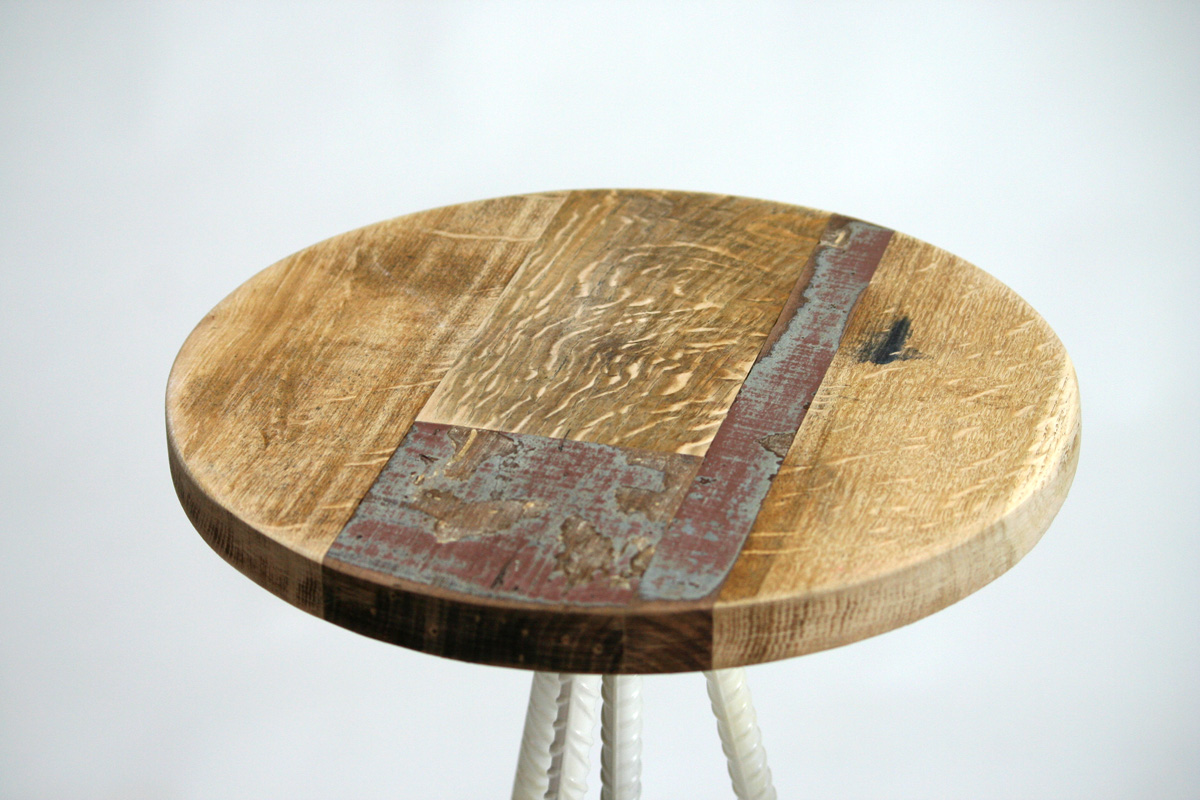 seduta sgabello alto da bar ferro e legno vintage