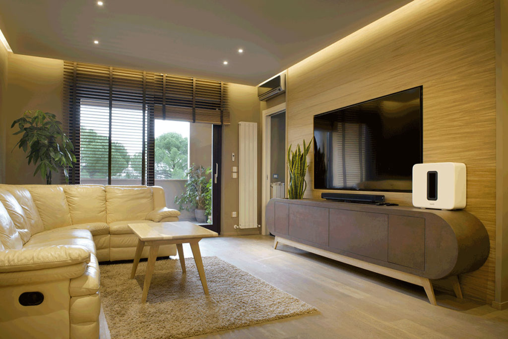 arredo design per soggiorno contemporaneo in legno