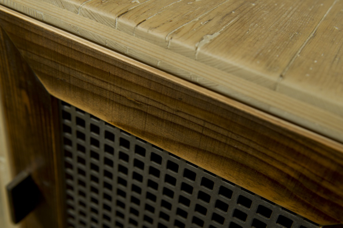 modulo in legno riciclato per parete attrezzata con scrivania