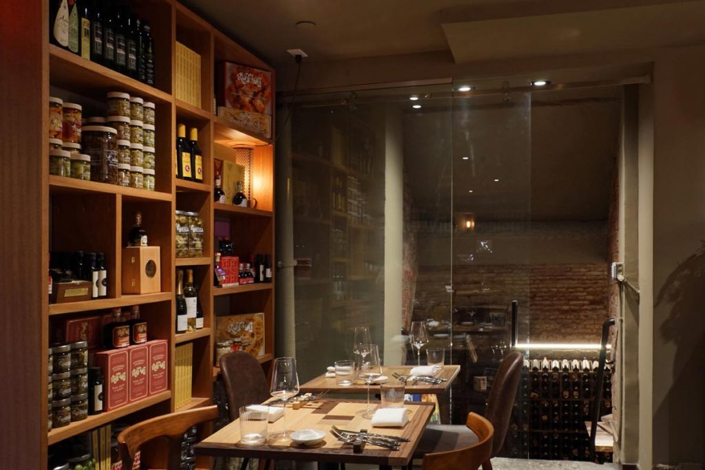 cantina vini design locale