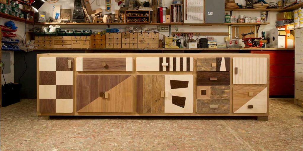 mobile credenza in legno massello realizzato nel nostro laboratorio