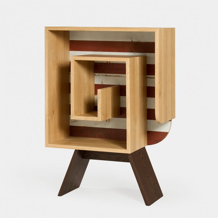 mobiletti multiuso in legno naturale e schiena colorata